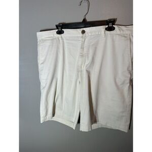 Tommy Bahama‎ khaki shorts size 38